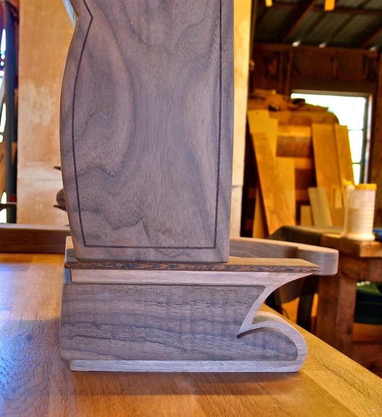 bracket foot with sleigh bed post